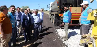 Manisa haberi: Şehzadeler Belediyesi ovada asfalt sezonunu açtı