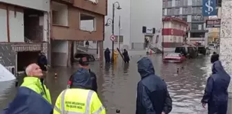 Sağanak, Silivri'de su baskınlarına neden oldu