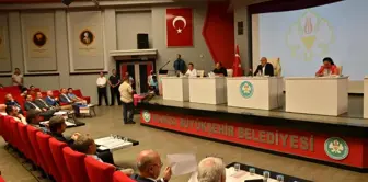 Manisa haberleri! Manisa Büyükşehir Belediye Meclisinde imar planı gerginliği