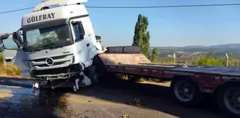 Otomobil ile tır çarpıştı, yol trafiğe kapandı