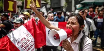 Peru Devlet Başkanı Castillo meclisi feshetti, OHAL ilan edildi