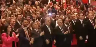 Cumhurbaşkanı Erdoğan'ın konuşmasını dinleyenler arasında yer alan 3 ünlü isim dikkat çekti