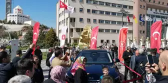 Keçiören'de vatandaşların beğenisine sunulan Togg yoğun ilgi gördü