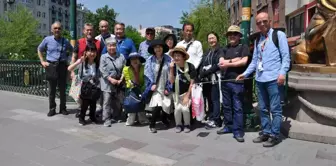 Japon turistler Eskişehir'i çok beğendi