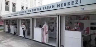 Esenyurt'ta Kadın Eli Kadın Emeği stantları açıldı