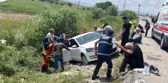 Kütahya'da Trafik Kazası: 2 Ölü, 4 Yaralı