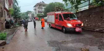 Bursa'da sağanak yağış sel felaketine neden oldu