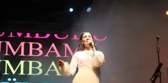 Elif Buse Doğan Samsun Çarşamba Yeşilırmak Şenlikleri'nde sahne aldı