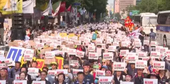 Güney Koreliler Japonya'nın Nükleer Kirli Suyu Denize Boşaltma Planını Protesto Etti