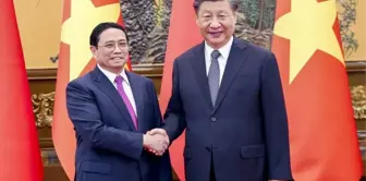 Çin Cumhurbaşkanı Xi Jinping, Vietnam Başbakanı ile Görüştü