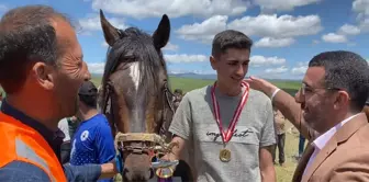 Kars'ta Geleneksel Yaz Festivali Düzenlendi