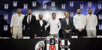 Beşiktaş Erkek Basketbol Takımı Yeni Transferleri İle İmza Töreni Düzenledi