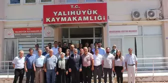 Yalıhüyük Kaymakamı İbrahim Yazıcı'ya veda yemeği düzenlendi