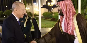 Cumhurbaşkanı Erdoğan Suudi Arabistan'da resmi törenle karşılandı