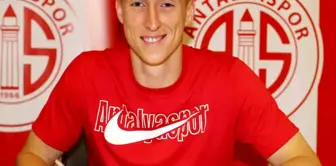 Antalyaspor, Adam Buksa'yı kiraladı