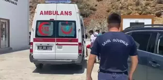 Fethiye'de tekneden düşen kişi Sahil Güvenlik tarafından tahliye edildi