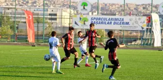 Gaziantep'te Şehitkamil Belediyesi Futbol Turnuvası'nda Final Heyecanı