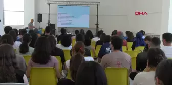 Prof. Dr. Bülent Yılmaz, Hatay'da Üniversite Tercihi Yapacak Öğrencilere Seminer Verdi