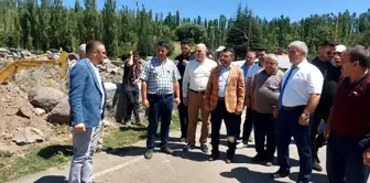 AK Parti Kars Milletvekili Adem Çalkın, sel ve dolu felaketinden etkilenen köylerde incelemelerde bulundu