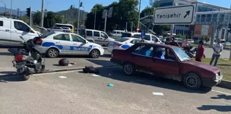 Karabük'te otomobille çarpışan motosikletin sürücüsü hastaneye kaldırıldı