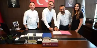 Biga Belediyesi ve Hizmet İş Sendikası arasında yüzde 80 zam protokolü imzalandı