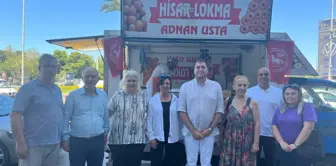 DP İzmir İl Başkanlığı Aşure Günü'nde İzmirlilere Aşure İkram Etti