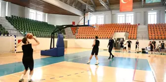 Çayırova Belediyesi Basketbol Takımı Sezonun İlk Antrenmanını Gerçekleştirdi