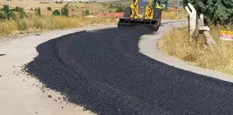 Ankara'nın Güdül ilçesinde asfaltlama ve yol bakım çalışması gerçekleştirildi