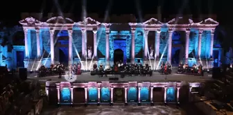 TRT Sanatçıları Pamukkale'de Konser Verdi