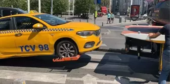 İstanbul'un göbeğinde göz açtırmadılar! Müşteri seçen taksicilerin araçları bağlandı