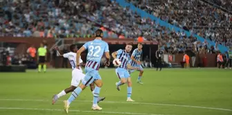 Trabzonspor - Çaykur Rizespor Maçının İlk Yarısı 2-0 Sonuçlandı