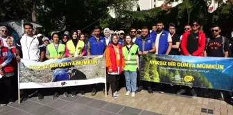 Gençler Dünya Temizlik Günü'nde Kayseri'de Çevre Temizliği Yaptı