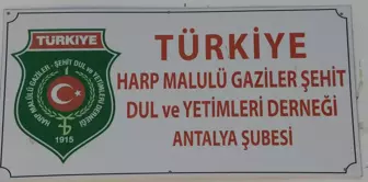 Muratpaşa Belediyesi Başkanı Uysal, Gaziler Günü'nü Kutladı