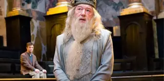 Harry Potter'ın Dumbledore'u Michael Gambon hayatını kaybetti