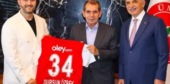 Galatasaray Başkanı Dursun Özbek Ümraniyespor'un tesislerini ziyaret etti