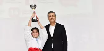 Geleceğin Sporcuları Esenyurt'ta Yetişiyor