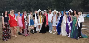 Türkiye'de İlk Kez Yapılan Miss Fashion Horse Yarışmasında Birinciye At Hediye Edildi