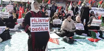 İstanbul'da kadınların Filistin'e destek için başlattığı oturma eylemi devam ediyor