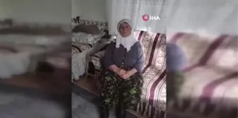 85 yaşındaki Nazmiye Teyze kendi yazdığı şiirle Cumhuriyet'in 100. yılını kutladı