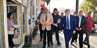 Manisa Büyükşehir Belediye Başkanı Cengiz Ergün, Atatürk Bulvarı'ndaki yol yapım çalışmalarını inceledi