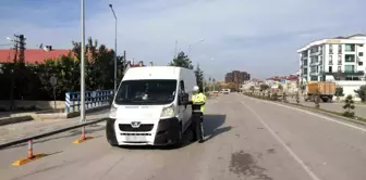 Van Emniyet Müdürlüğü 20 aracı trafikten men etti