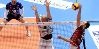 Halkbank, Arkas Spor'u 3-1 Yendi