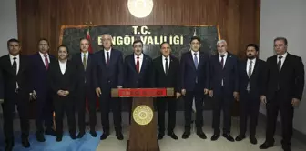 Cumhurbaşkanı Yardımcısı Yılmaz Bingöl Valiliğini ziyaret etti