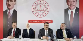 Milli Eğitim Bakanı Tekin, İstanbul'da azınlık okulları temsilcileriyle buluştu