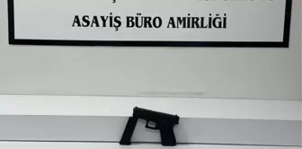 Sosyal medya fenomeni Banu Parlak evinde ruhsatsız silahla yakalandı