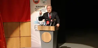 Hulusi Akar: İsrail'in Gazze'ye saldırılarına tepki göstermek hepimizin sorumluluğu