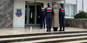 42 yıllık kesinleşmiş hapis cezası olan firari kadın tavan arasında yakalandı