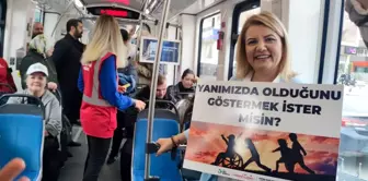 İzmit Belediyesi Engelliler Günü'nde tramvay yolculuğu düzenledi