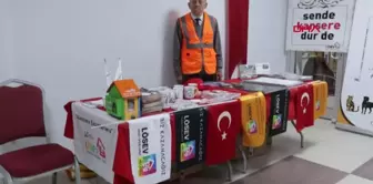 Burdur'da Emekli Memur LÖSEV İçin Gönüllü Çalışıyor