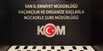 Van'da Gümrük Kaçağı Malzemeler Ele Geçirildi